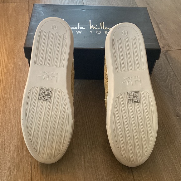 NEW Nicole Miller Tonnille Woven Raffia Slip-on Sneaker - Picture 3 of 7
